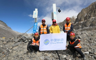 5G signal covers Everest