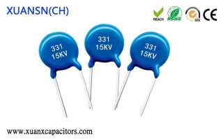 High voltage ceramic capacitors